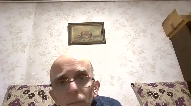 mariusica1xh online show from March 10, 2025, 9:18 pm