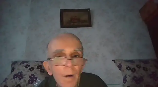 mariusica1xh online show from March 14, 2025, 4:09 pm