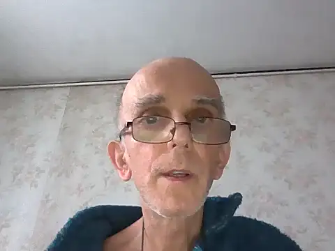 mariusica1xh online show from September 10, 2025, 1:11 pm