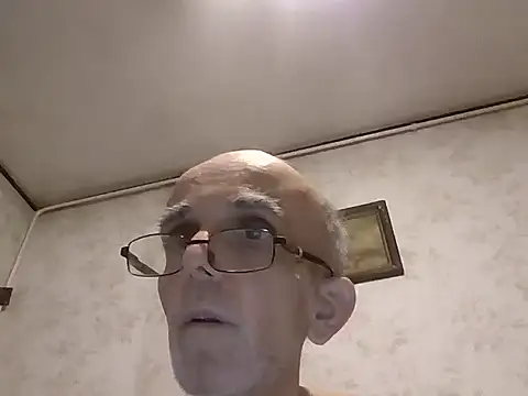 mariusica1xh online show from September 11, 2025, 1:17 am