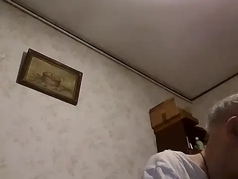 mariusica1xh online show from September 18, 2025, 1:18 am