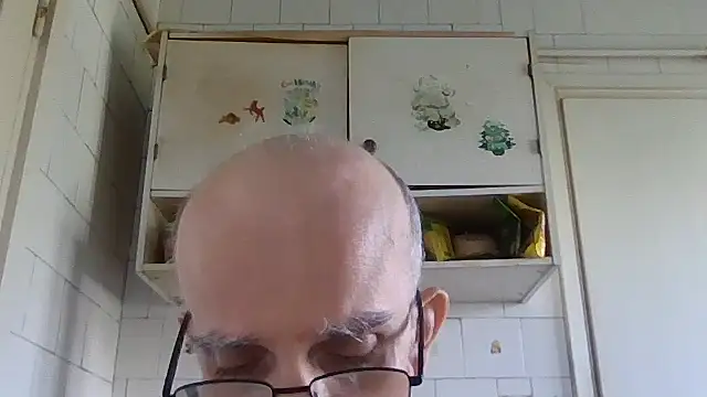 mariusica1xh online show from July 7, 2026, 9:57 am