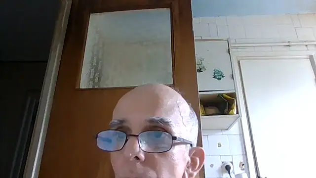 mariusica1xh online show from July 17, 2026, 1:51 pm