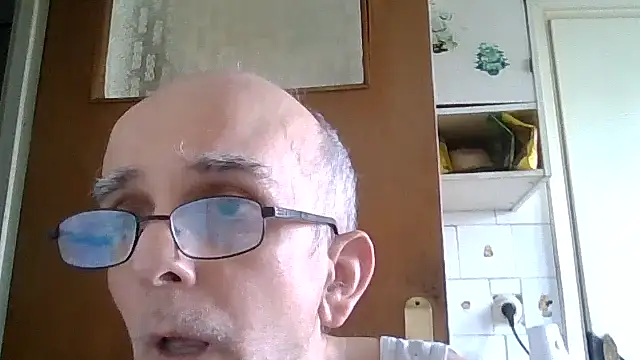 mariusica1xh online show from July 18, 2026, 10:41 am