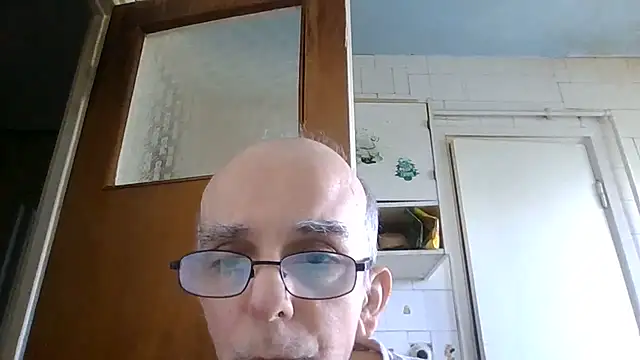 mariusica1xh online show from July 26, 2026, 9:16 am