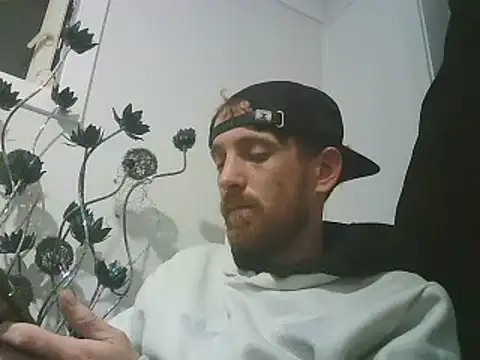 PocoLoco420 online show from May 6, 2026, 10:15 pm