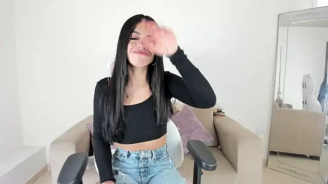 Snapshot of Charlotte_cowell_sub1_ chatting on January 11, 2025, 9:46 pm Charlotte cowell sub1 online show from January 11, 2025, 9:46 pm