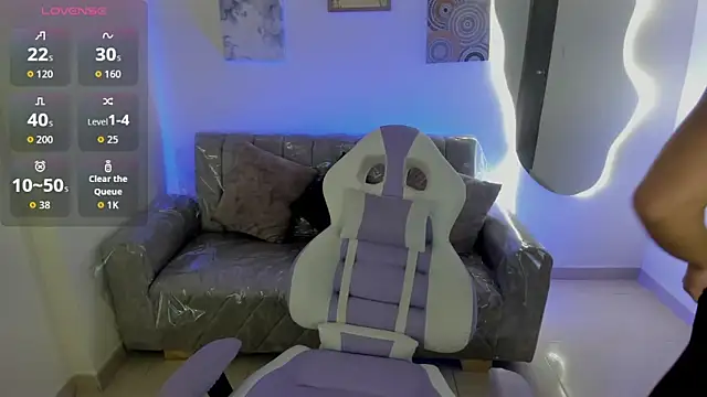 Snapshot of Charlotte_cowell_sub1_ chatting on September 8, 2025, 4:39 pm Charlotte cowell sub1 online show from September 8, 2025, 4:39 pm