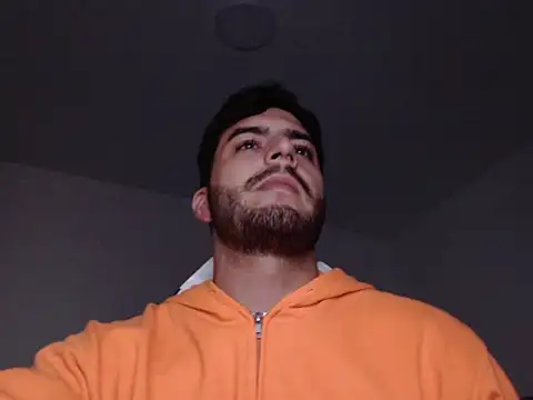 Snapshot of thomas_gun chatting on October 26, 2025, 2:06 am thomas gun online show from October 26, 2025, 2:06 am