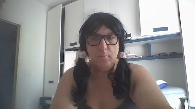 Snapshot of brindisiroby chatting on June 30, 2026, 7:09 am brindisiroby online show from June 30, 2026, 7:09 am