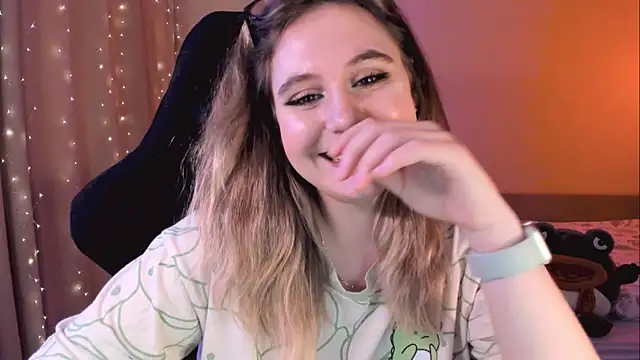 Diana Flower online show from February 18, 2025, 1:22 pm