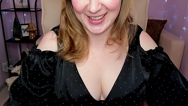 Snapshot of Helens_love chatting on December 27, 2024, 7:51 am Helens love online show from December 27, 2024, 7:51 am