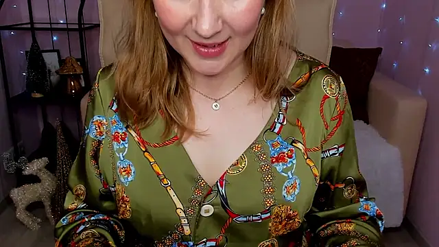 Snapshot of Helens_love chatting on December 29, 2024, 1:56 am Helens love online show from December 29, 2024, 1:56 am