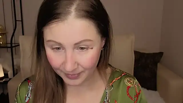 Snapshot of Helens_love chatting on October 23, 2025, 2:11 am Helens love online show from October 23, 2025, 2:11 am