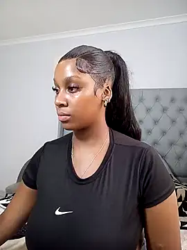 Candy Love 18 online show from December 20, 2024, 3:31 pm