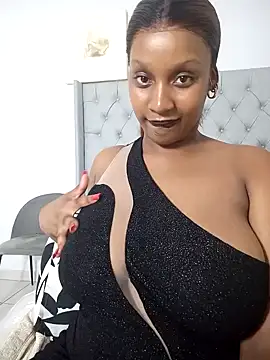 Candy Love 18 online show from January 25, 2025, 8:42 pm