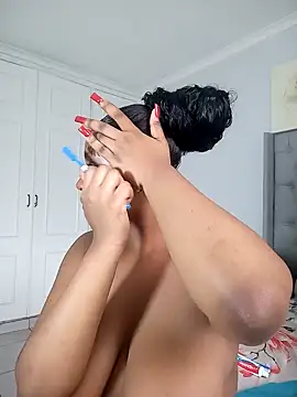 Candy Love 18 online show from February 19, 2025, 10:12 am