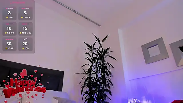 ebony hot1 online show from February 14, 2025, 1:40 pm