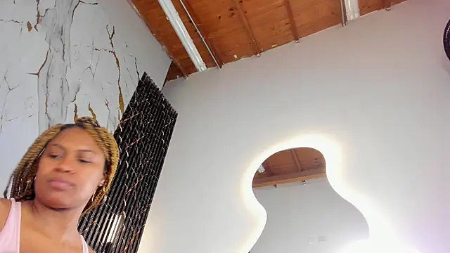 ebony hot1 online show from September 10, 2025, 2:06 pm