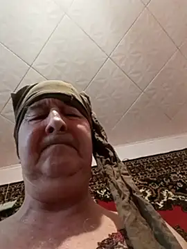 Snapshot of Caprron chatting on December 2, 2024, 12:18 pm Caprron online show from December 2, 2024, 12:18 pm