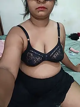 Reesha 99 online show from July 25, 2026, 4:59 pm