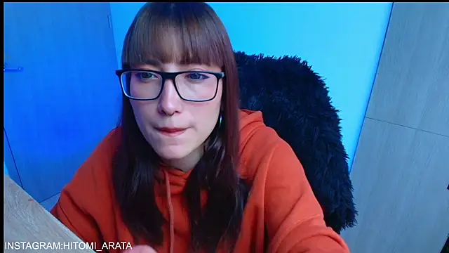 hitomi arata online show from May 7, 2026, 6:35 pm