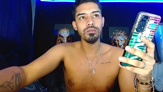 Snapshot of ryanse_hot chatting on February 5, 2025, 7:42 pm ryanse hot online show from February 5, 2025, 7:42 pm