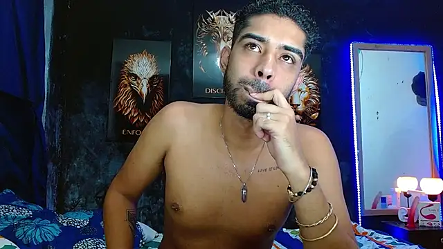 Snapshot of ryanse_hot chatting on November 1, 2025, 7:27 pm ryanse hot online show from November 1, 2025, 7:27 pm