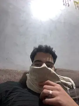 Snapshot of YawlingJingoist chatting on February 17, 2026, 11:33 pm YawlingJingoist online show from February 17, 2026, 11:33 pm