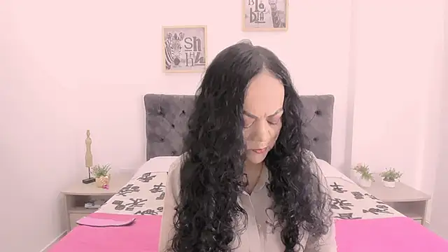 valeriasexxx online show from December 16, 2025, 2:33 pm