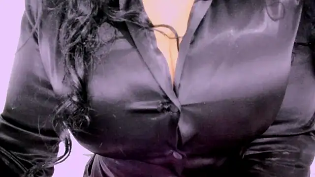 Snapshot of valeriasexxx chatting on July 15, 2026, 12:21 pm valeriasexxx online show from July 15, 2026, 12:21 pm