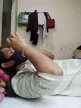 Snapshot of riya190 chatting on February 6, 2025, 5:09 pm riya190 online show from February 6, 2025, 5:09 pm