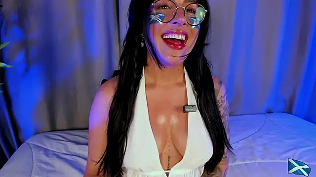 EviePhoenix online show from June 13, 2026, 9:35 pm