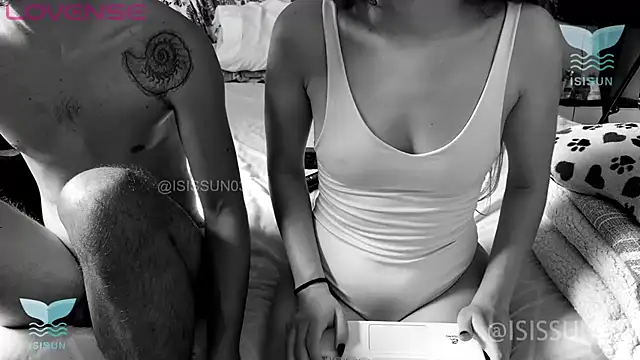 Snapshot of isissun03 chatting on November 4, 2025, 3:33 pm isissun03 online show from November 4, 2025, 3:33 pm