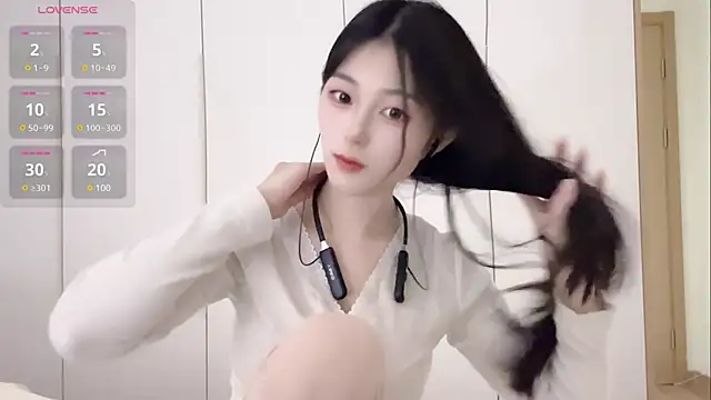 Snapshot of Sweet-Angel999 chatting on January 2, 2025, 6:34 pm Sweet-Angel999 online show from January 2, 2025, 6:34 pm