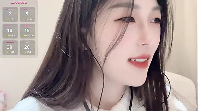 Snapshot of Sweet-Angel999 chatting on January 15, 2025, 1:31 pm Sweet-Angel999 online show from January 15, 2025, 1:31 pm