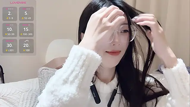 Snapshot of Sweet-Angel999 chatting on January 16, 2025, 2:41 pm Sweet-Angel999 online show from January 16, 2025, 2:41 pm