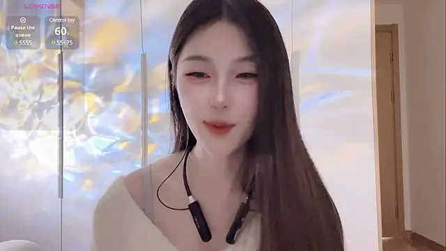 Snapshot of Sweet-Angel999 chatting on February 22, 2025, 3:14 pm Sweet-Angel999 online show from February 22, 2025, 3:14 pm