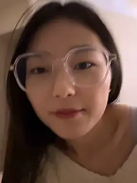 Snapshot of Sweet-Angel999 chatting on February 26, 2025, 2:46 pm Sweet-Angel999 online show from February 26, 2025, 2:46 pm