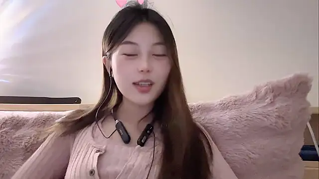 Sweet-Angel999 online show from February 10, 2026, 9:30 pm