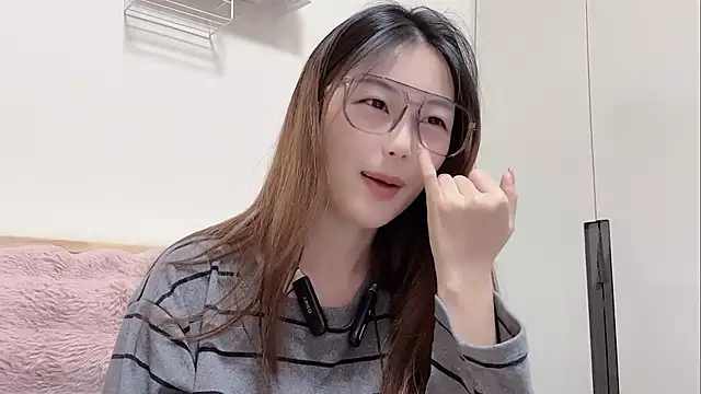 Sweet-Angel999 online show from February 20, 2026, 4:18 pm