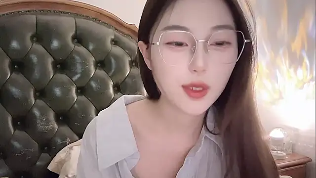 Sweet-Angel999 online show from May 9, 2026, 4:01 pm