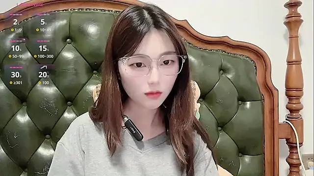 Sweet-Angel999 online show from June 30, 2026, 4:30 pm