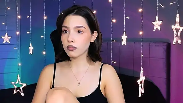 Snapshot of Stacy_Gonzales_ chatting on October 8, 2025, 8:01 am Stacy Gonzales online show from October 8, 2025, 8:01 am