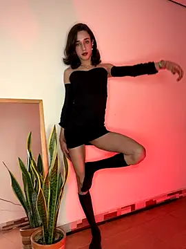 Snapshot of Goddivaa chatting on December 7, 2024, 5:15 am Goddivaa online show from December 7, 2024, 5:15 am