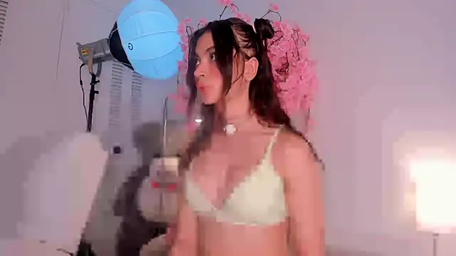 Snapshot of kitty_miaa chatting on July 15, 2026, 2:55 pm kitty miaa online show from July 15, 2026, 2:55 pm