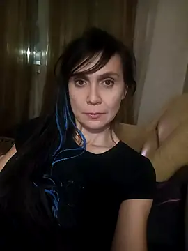 Francenia lolis online show from December 13, 2025, 8:36 pm