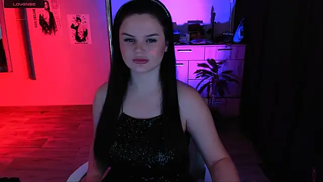 Snapshot of Lora_Cain chatting on July 21, 2026, 2:41 pm Lora Cain online show from July 21, 2026, 2:41 pm