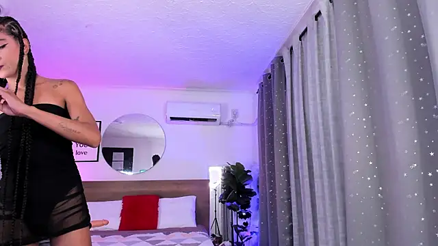 Snapshot of valery_yepes chatting on February 5, 2025, 11:34 am valery yepes online show from February 5, 2025, 11:34 am