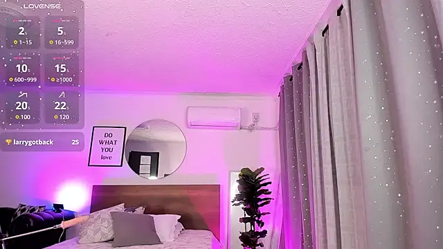 Snapshot of valery_yepes chatting on March 14, 2025, 11:34 am valery yepes online show from March 14, 2025, 11:34 am